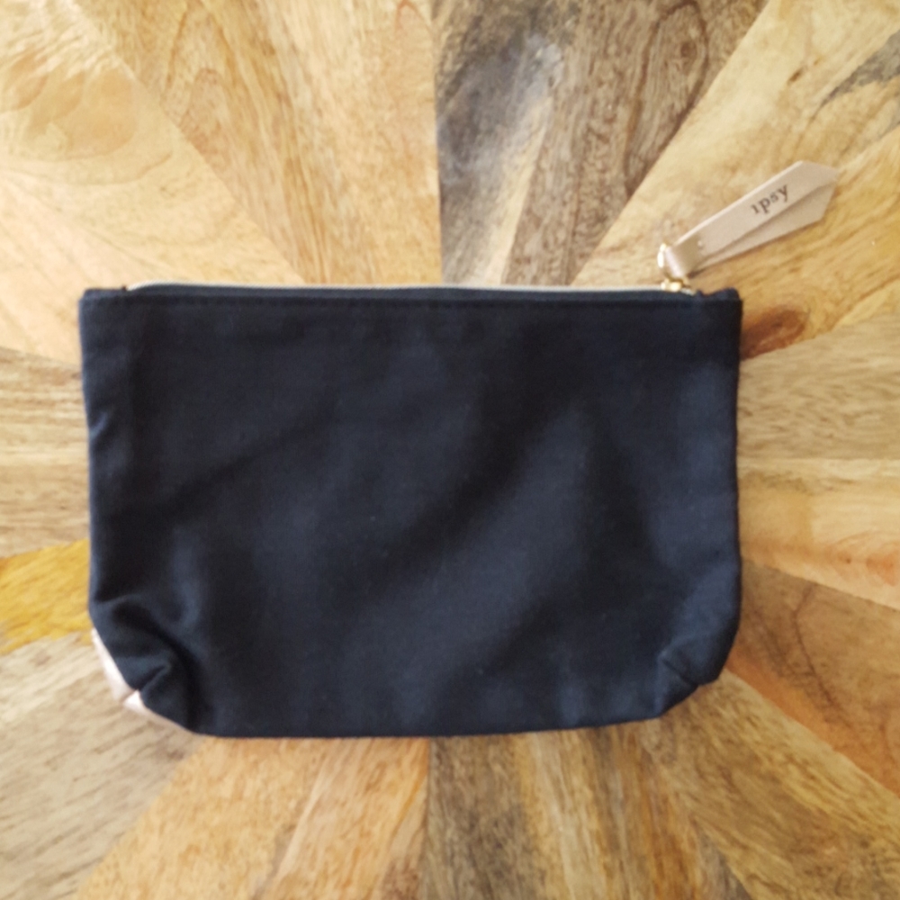 Ipsy Bag - image 2